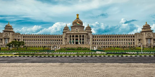 Karnataka — a Fincom Insights service region